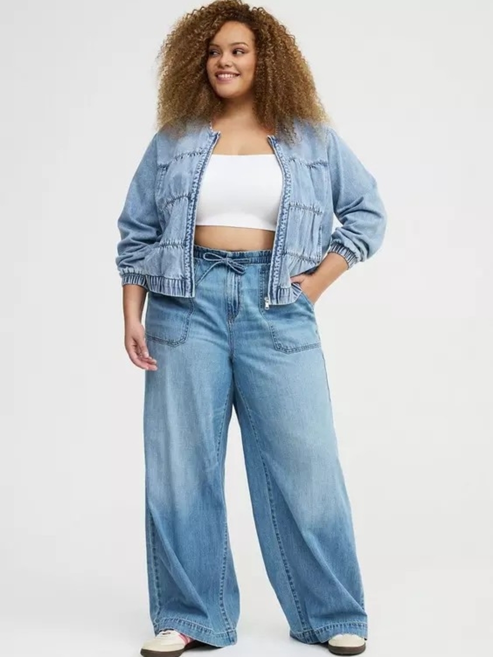Torrid Ruched Denim Jacket - Picture 2 of 8